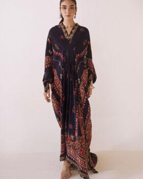 Farah Talib Aziz In UK