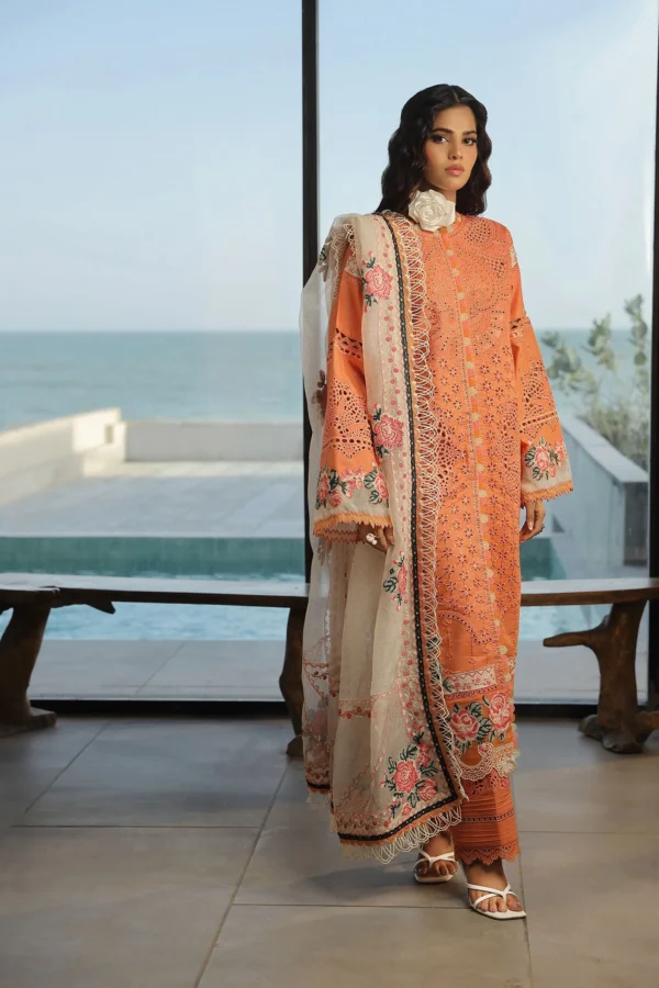 Xuri - Luxury Lawn '24 - Maryam Hussain