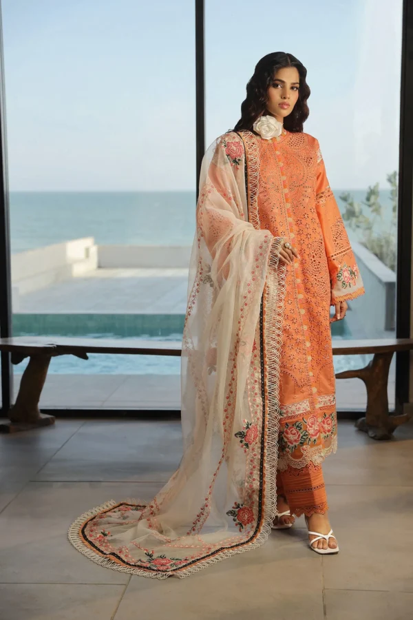 Xuri - Luxury Lawn '24 - Maryam Hussain - Image 5