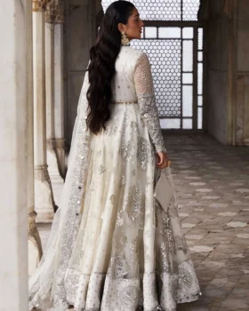 Lawn Suits Online in the UK