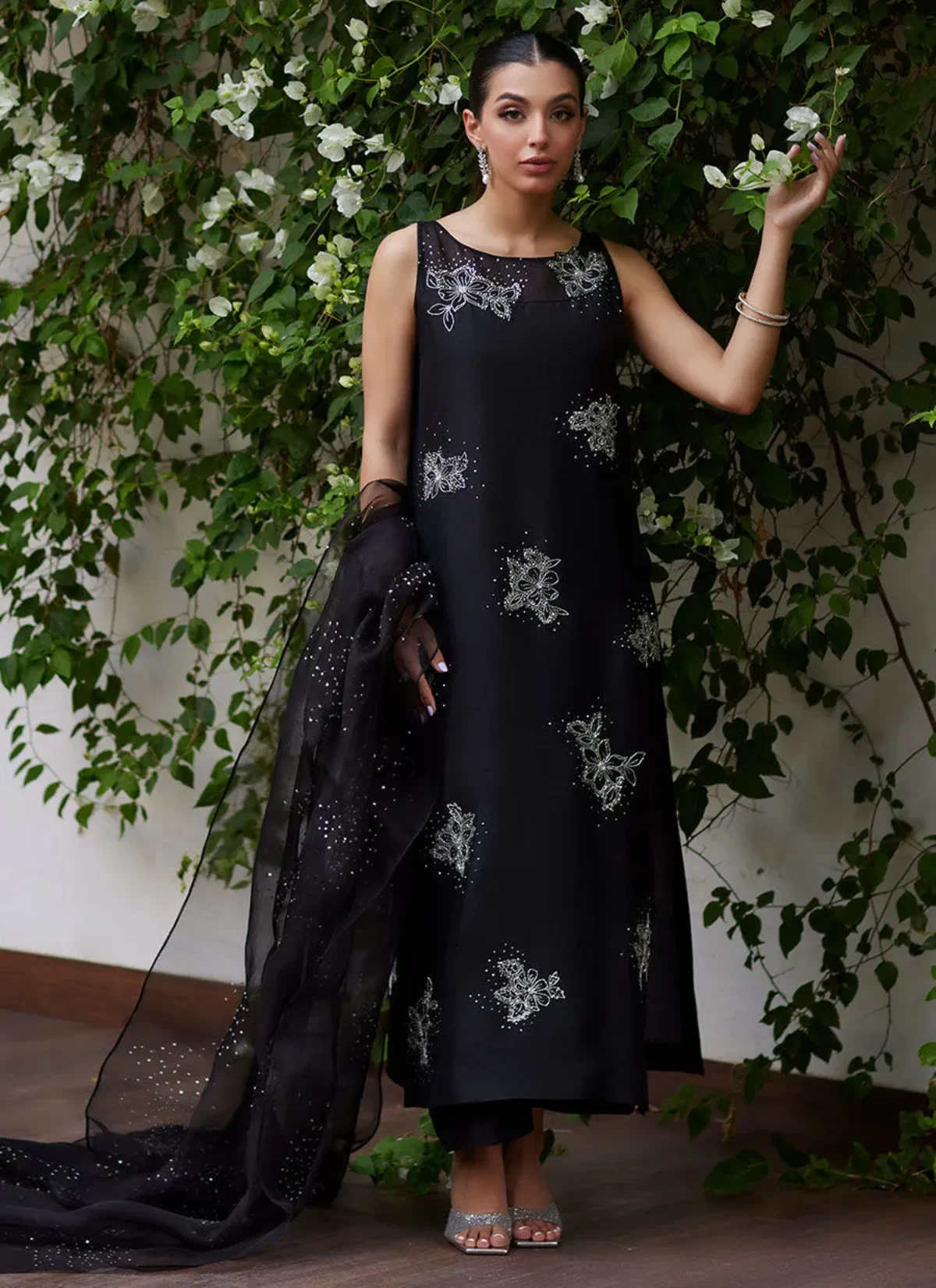 Farah Talib Aziz Luxe Pret By Lev Onyx Shop Sabrinaz Collection