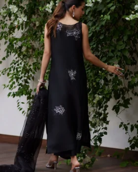 Farah Talib Aziz Luxe Pret By Lev Onyx