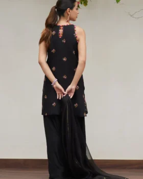 Farah Talib Aziz Luxe Pret By Siya Black