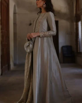 Rozina Munaib LUNA 10