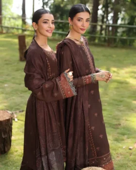 Noor By Saadia Asad Winter Shawl D4