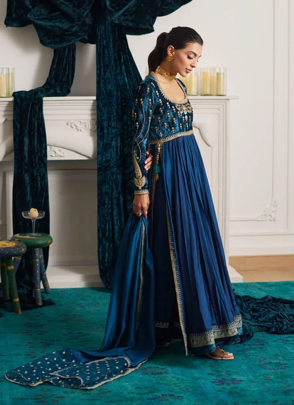 Farah Talib Aziz Velvet Sylvia Kalidaar And Dupatta