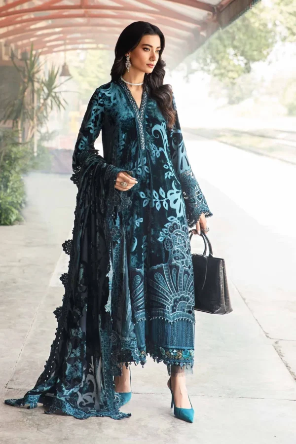 Maria B Winter Luxe Embroidered Palachi Suit | DL-1203