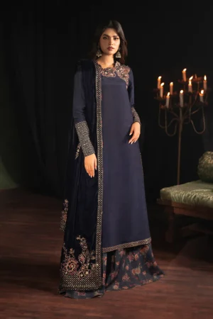 IV-49 Embroidered Velvet | Iznik