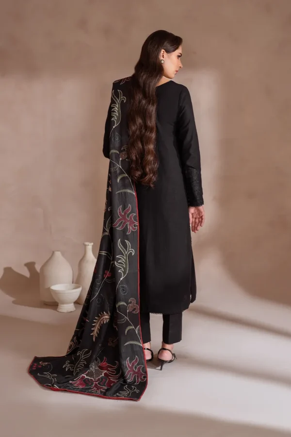 UE-364 Embroidered Khaddar | Iznik