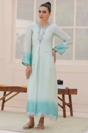 Farah Talib Aziz Zaza 25 | Palmira Aqua