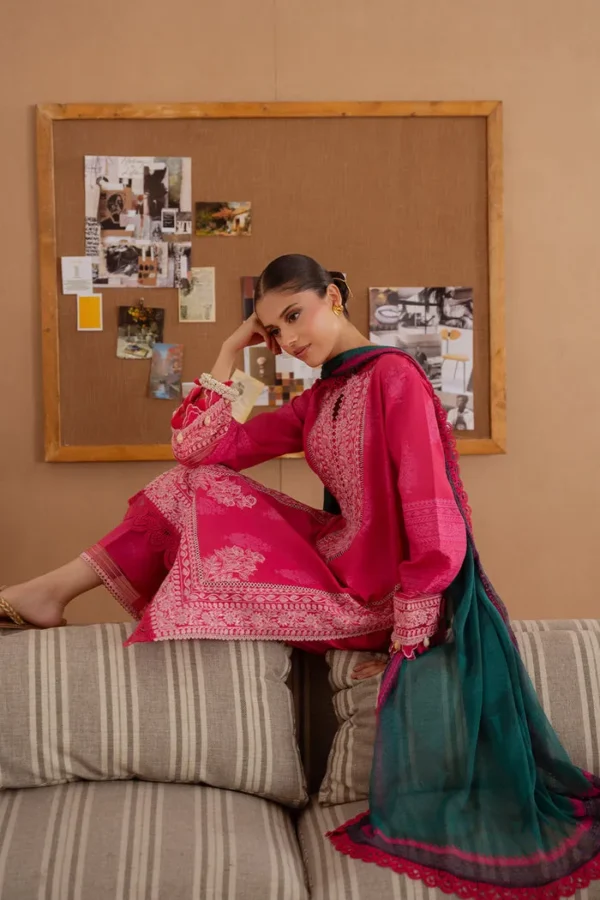 Saira Rizwan Laanem SS/25 - ELARA-A-SRL25-01