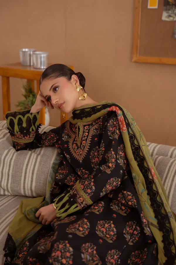Saira Rizwan Laanem SS/25 - NERIDA-B-SRL25-02
