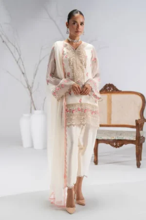 Zainab Chottani Eid Pret - Avia