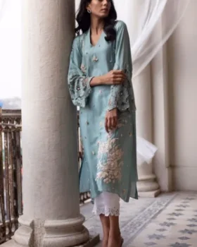 KM-01-By-Rozina-Munib-0-300x450