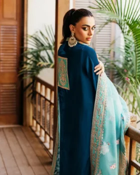 Zainab Chottani Velvet - Elsa