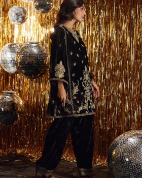 Farah Talib Aziz Velvet Fete - Liana