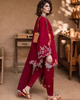 Crimson Mitti Winter Pret 25 - Nina Nakhray