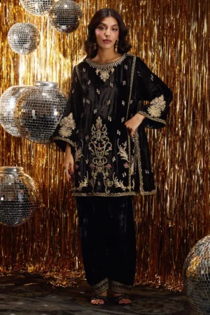Farah Talib Aziz Velvet Fete - Liana