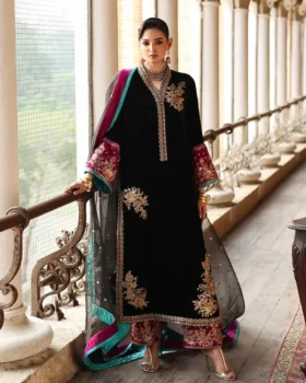 Zainab Chottani Velura Velvet Edit 25 - Siya