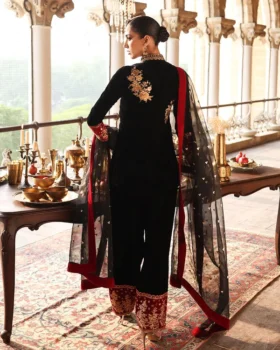 Zainab Chottani Velura Velvet Edit 25 - Vian Farshi