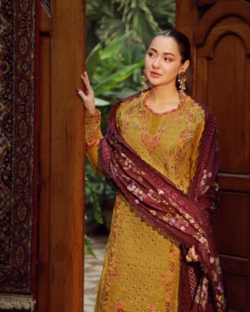 Maryam Hussain Winter Shawl 25 - Soz