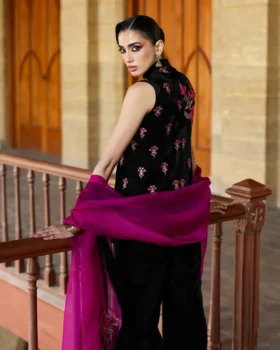 Zainab Chottani Velura Velvet Edit 25 - Keir Vest