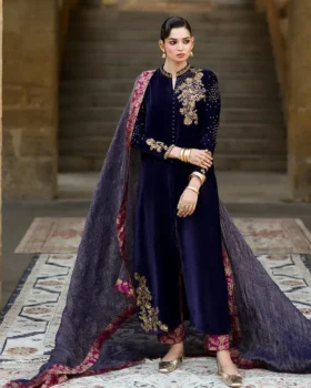 Zainab Chottani Velura Velvet Edit 25 - Celine Gold