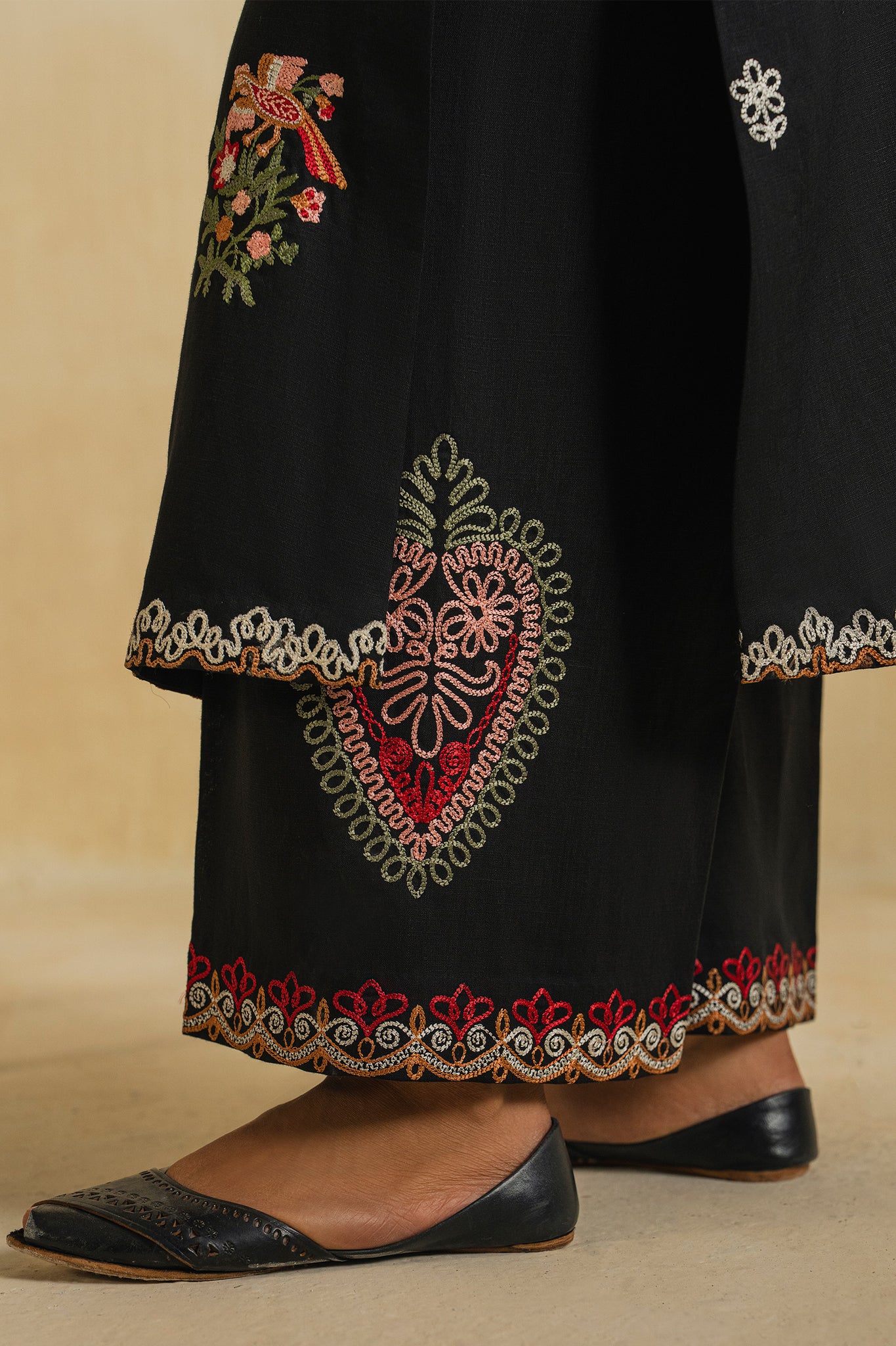 Elan Ramadan Edit 26 - Layl (ERW-21578)