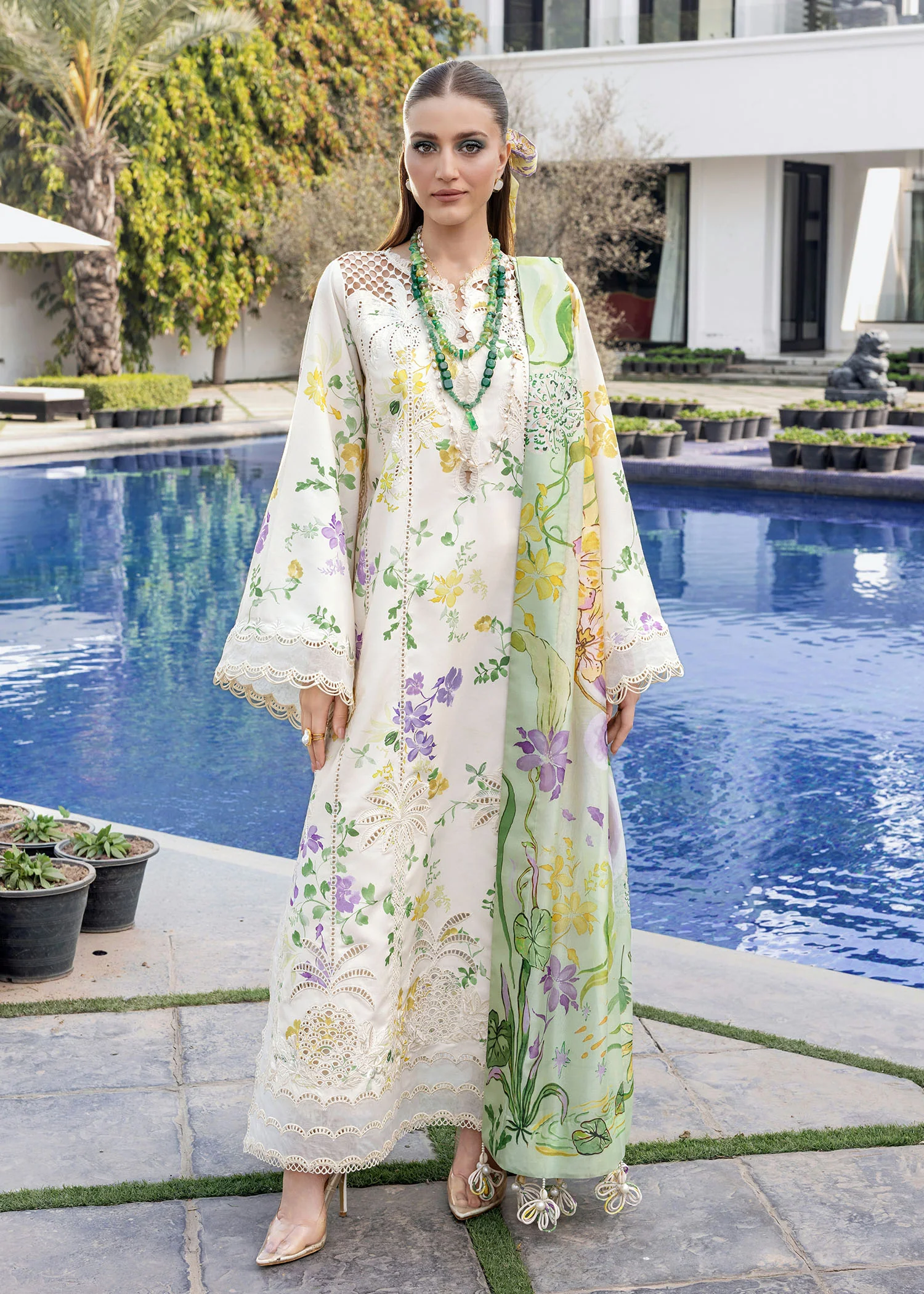 Crimson Lawn 26 - Tropic Tease - D4A