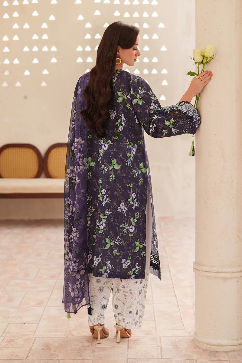 Baroque Embroidered Lawn UF-4405