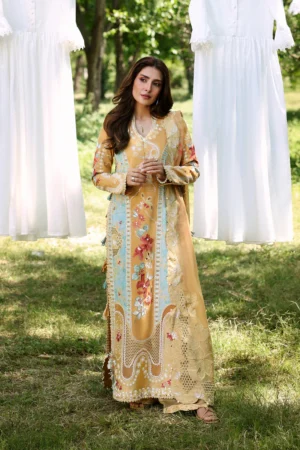 Afrozeh A Lawn 26 - Leial
