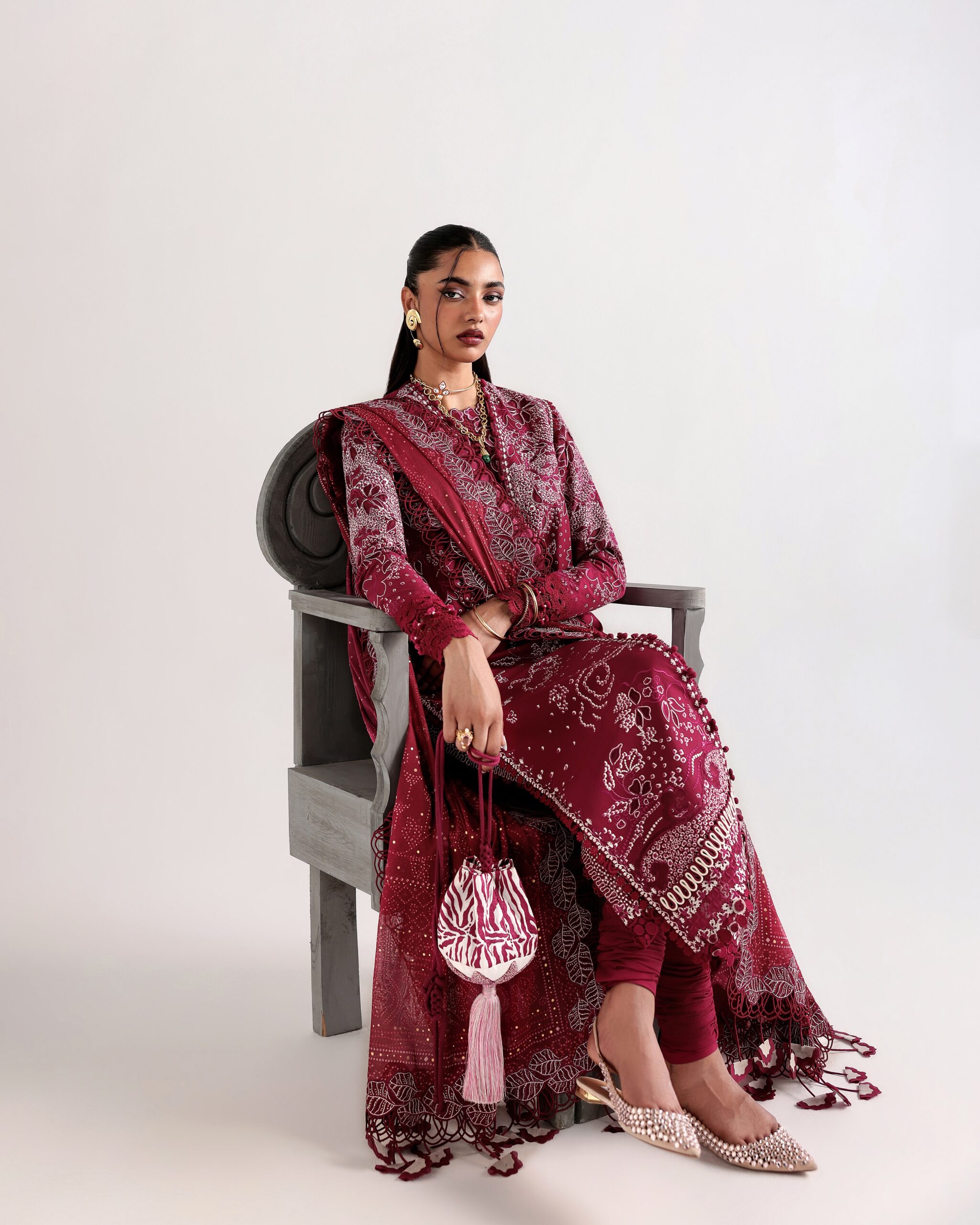 Suffuse Summer Lawn 26 - Vesria