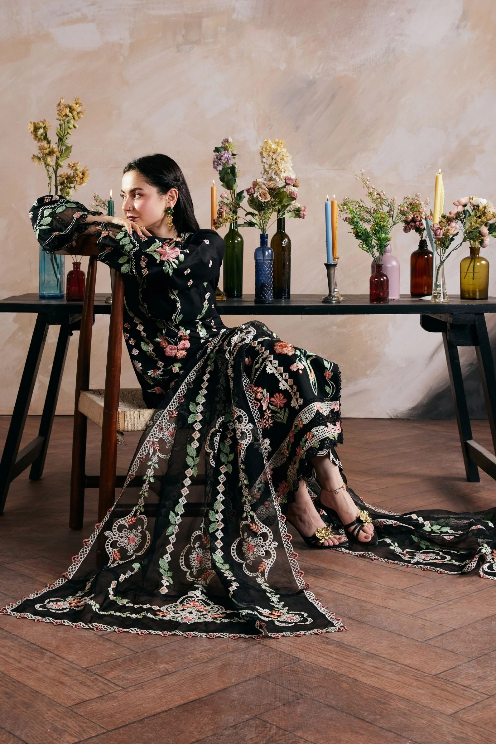 Maryam Hussain Luxury Lawn 26 - Gul Meena