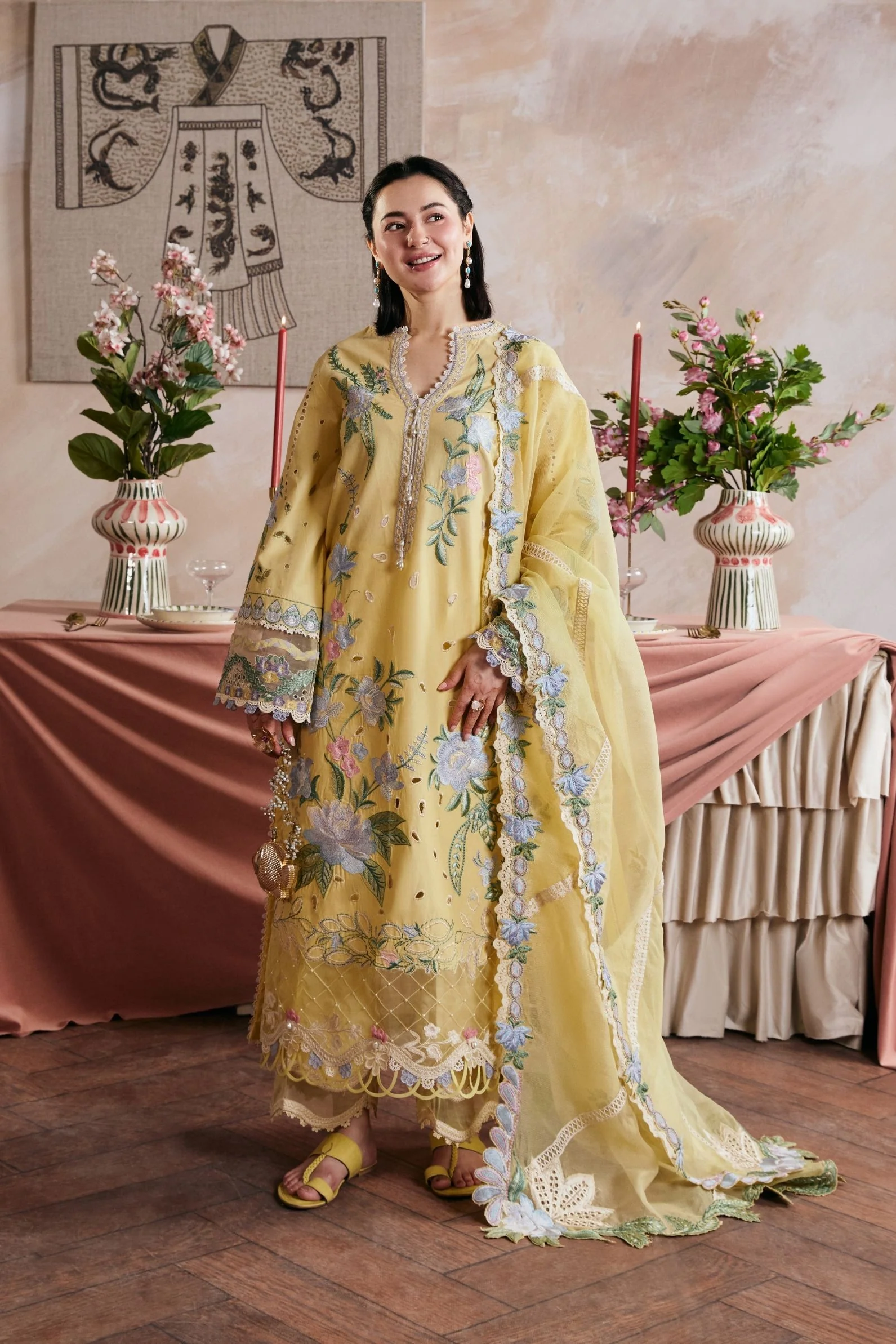 Maryam Hussain Luxury Lawn 26 - Hamna