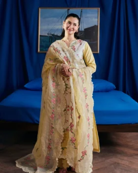 Maryam Hussain Luxury Lawn 26 - Titli