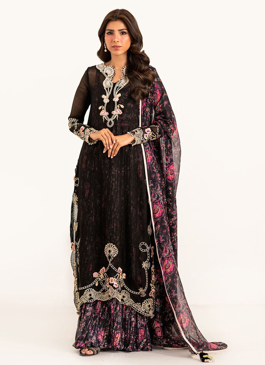 Farah Talib Aziz Lea Luxe – Noirea