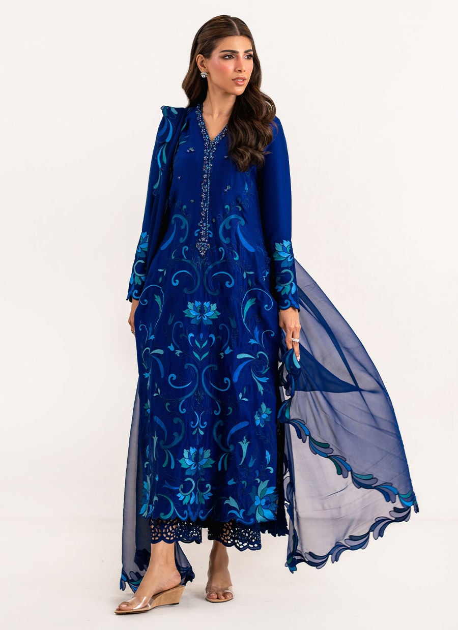 Farah Talib Aziz Lea Luxe – Zandie
