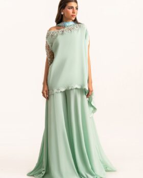 Farah Talib Aziz Lea Luxe - Anari