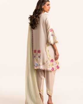 Farah Talib Aziz Lea Luxe - Evan